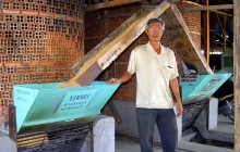 Qua mặt Tiến sỹ, lão nông chế máy sấy xuất qua Campuchia