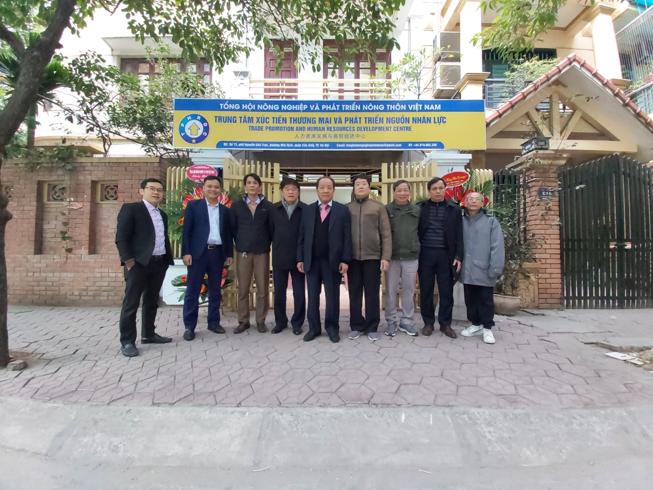 Lãnh đạo Tổng hội NN&PTNT Việt Nam đến thăm Trung tâm Xúc tiến thương mại và Phát triển nguồn nhân lực - TPHRDC