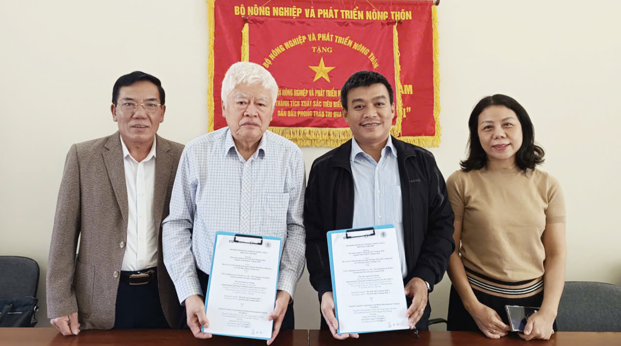 69159a94172bed3d5de58b0e_kyY_keYYt_2_1_high