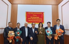 Tổng hội NN&PTNT Việt nam tổ chức lễ kết nạp hội viên mới % trao quyết định phụ trách công tác tài chính