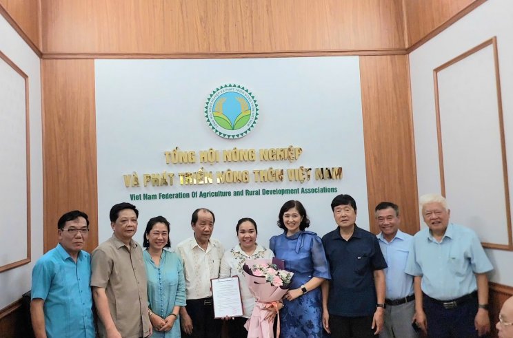anh9